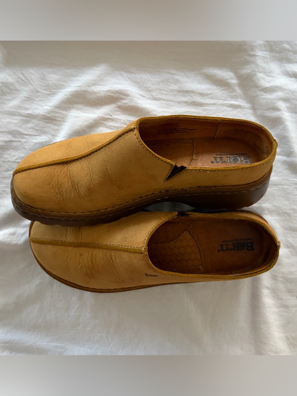 Born Women’s Slip-On Loafers Caramel Tan Leather Sz 7.5 Super Comfortable!